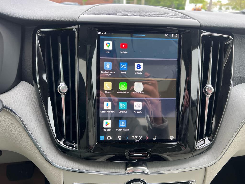 new 2025 Volvo XC60 car, priced at $55,360