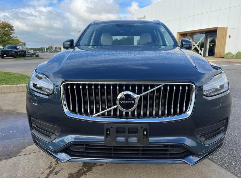 used 2022 Volvo XC90 car, priced at $35,900