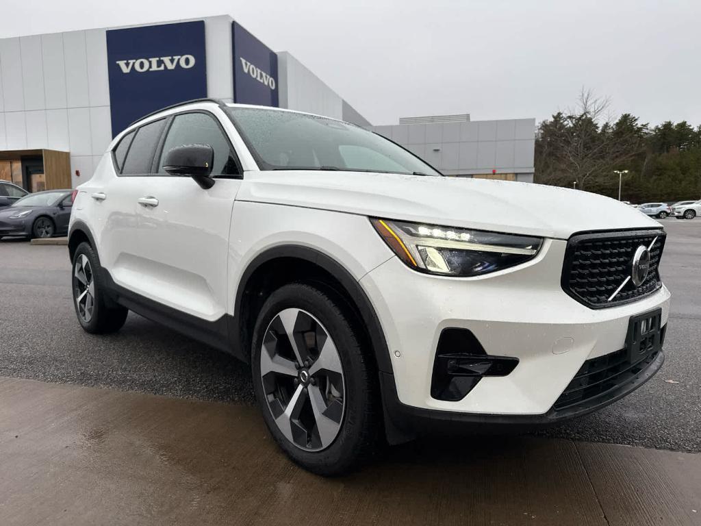 used 2024 Volvo XC40 car, priced at $35,900