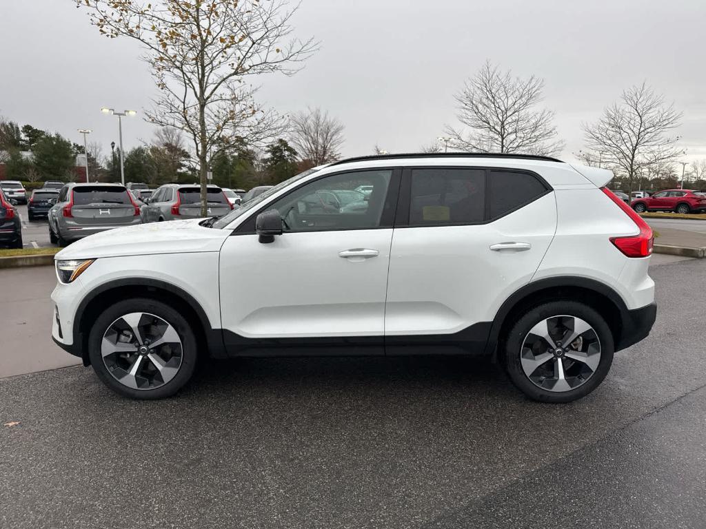 used 2024 Volvo XC40 car, priced at $35,900