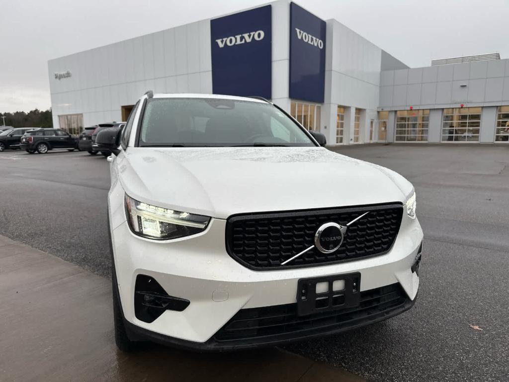 used 2024 Volvo XC40 car, priced at $35,900