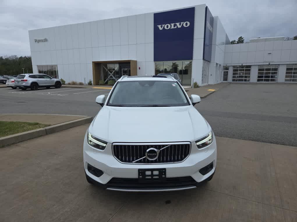 used 2022 Volvo XC40 car, priced at $32,900