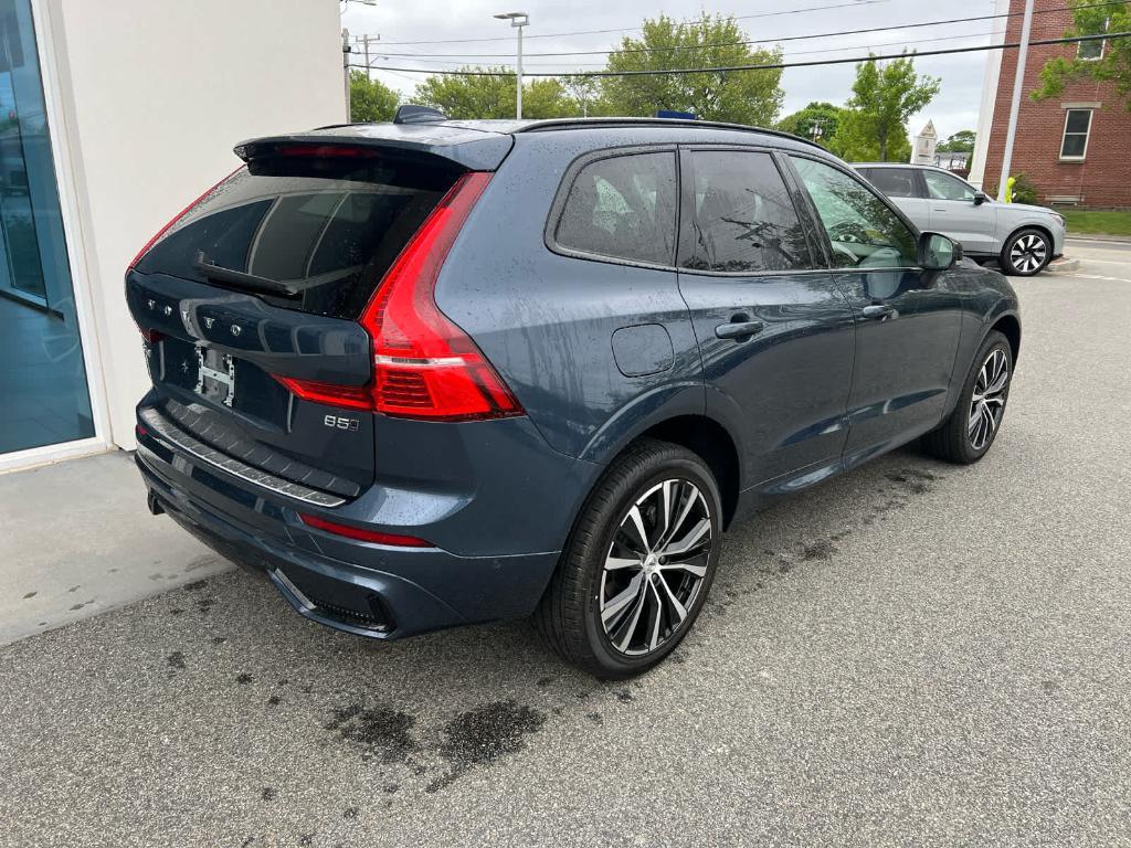 new 2025 Volvo XC60 car, priced at $55,360