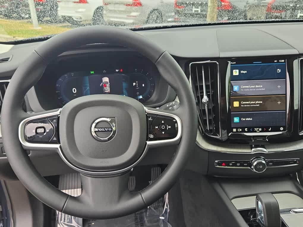 new 2025 Volvo XC60 car