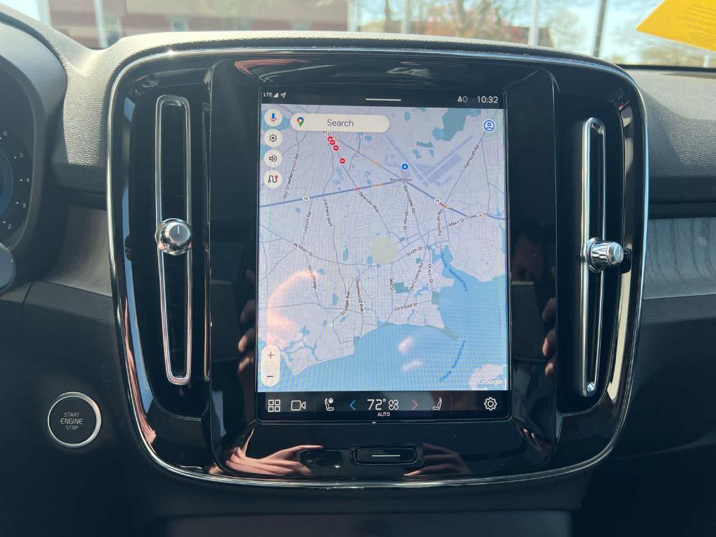 new 2025 Volvo XC40 car, priced at $52,235