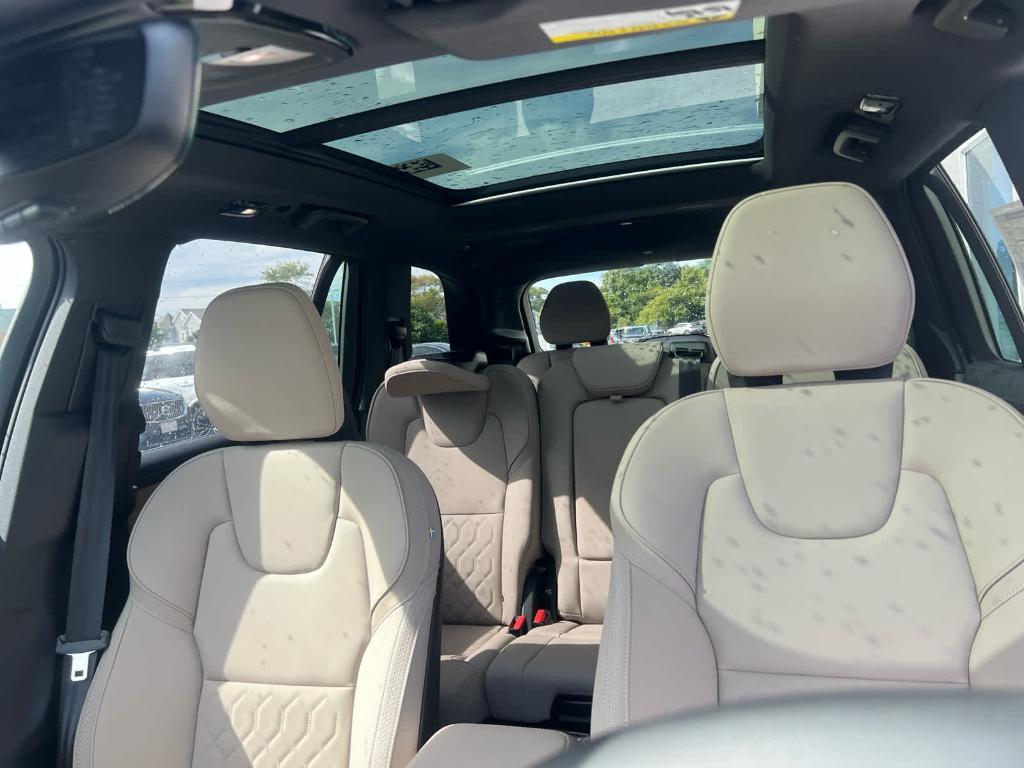 new 2025 Volvo XC90 Plug-In Hybrid car, priced at $78,805