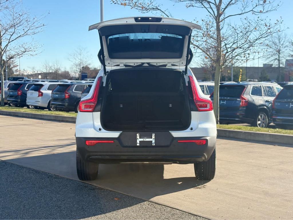 used 2023 Volvo XC40 car, priced at $28,900
