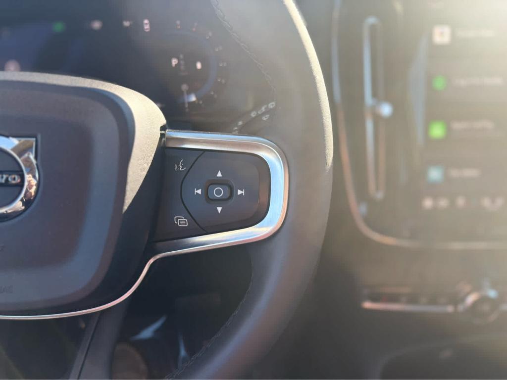 used 2023 Volvo XC40 car, priced at $28,900