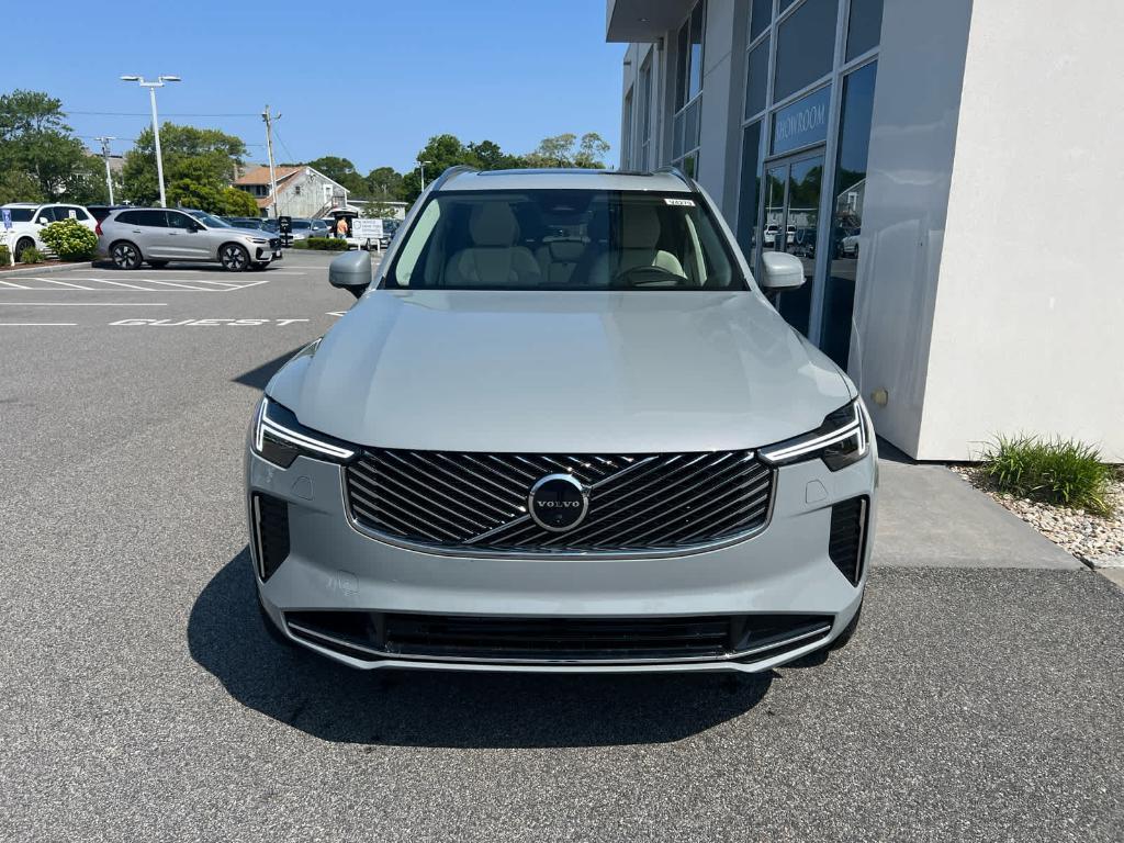 new 2025 Volvo XC90 Plug-In Hybrid car, priced at $81,685