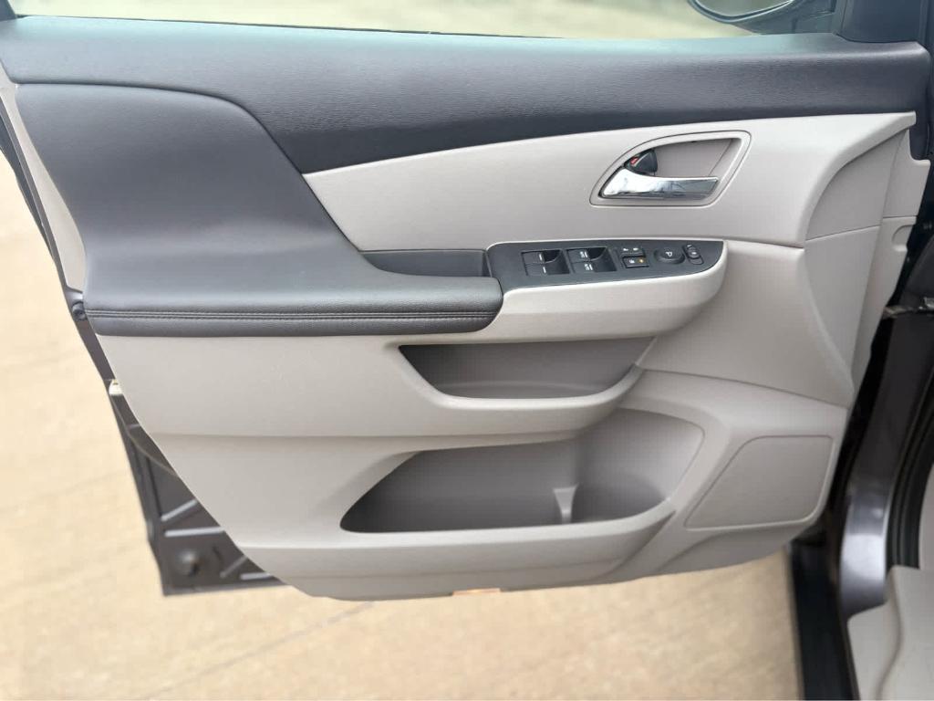 used 2015 Honda Odyssey car, priced at $13,900