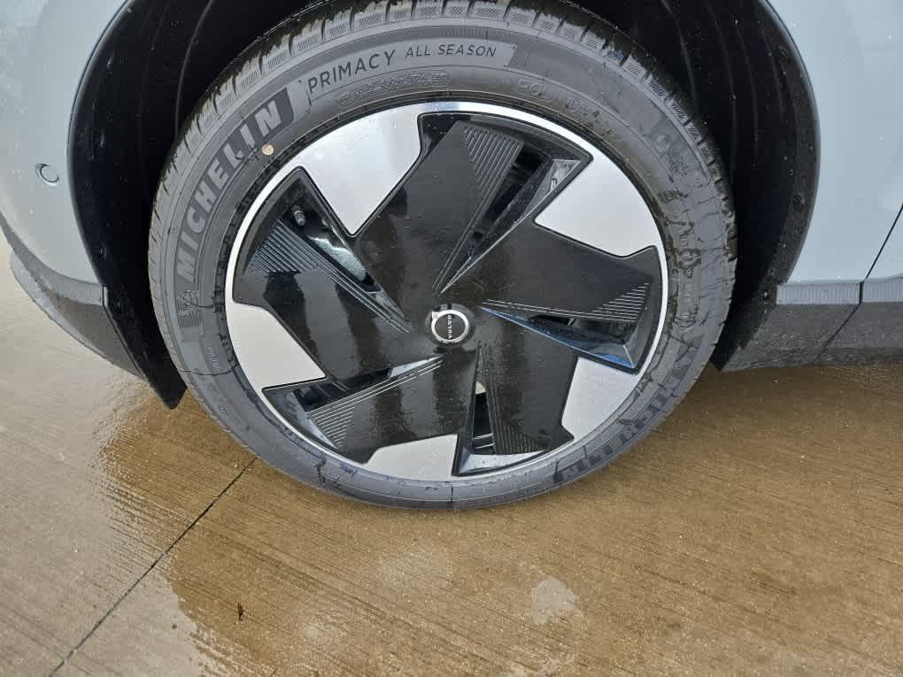 new 2025 Volvo EX30 car, priced at $50,425
