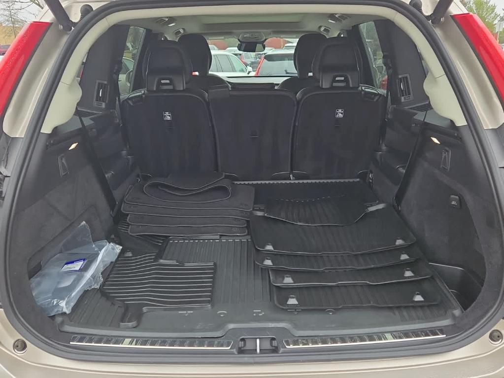 used 2023 Volvo XC90 car, priced at $39,900