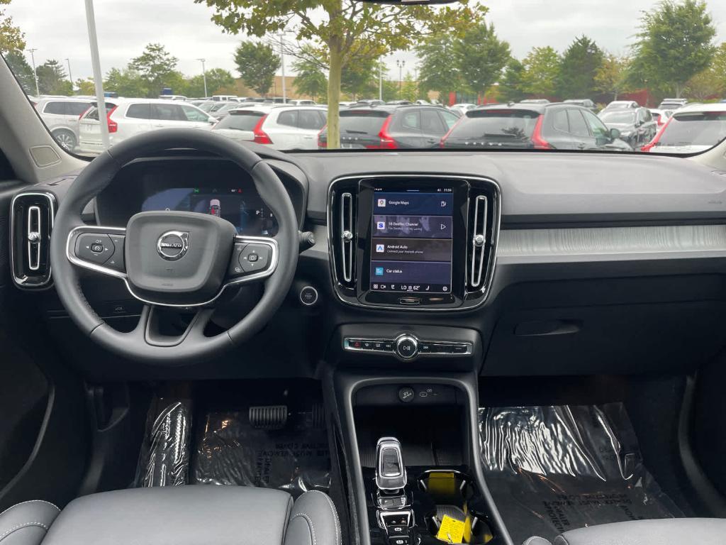 used 2025 Volvo XC40 car, priced at $45,400