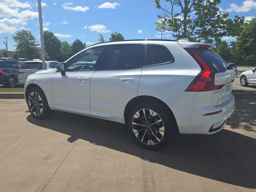 new 2026 Volvo XC60 car, priced at $57,985