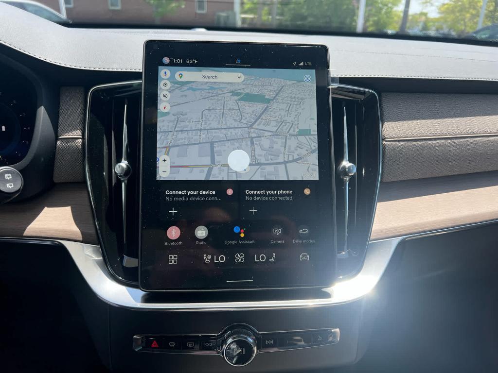 new 2025 Volvo XC90 car, priced at $61,045