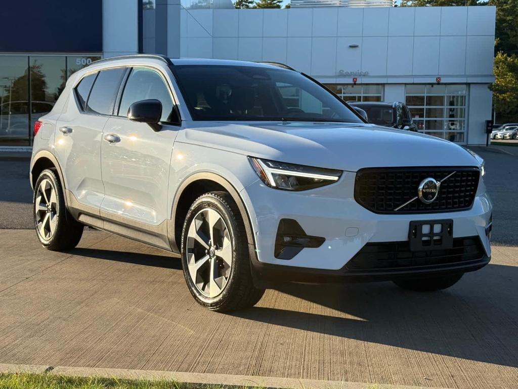 used 2025 Volvo XC40 car, priced at $33,900