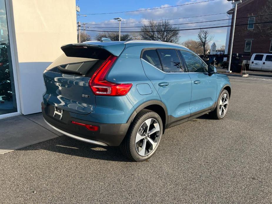 new 2025 Volvo XC40 car, priced at $45,800