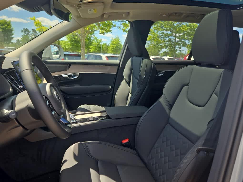 new 2026 Volvo XC90 car, priced at $71,825