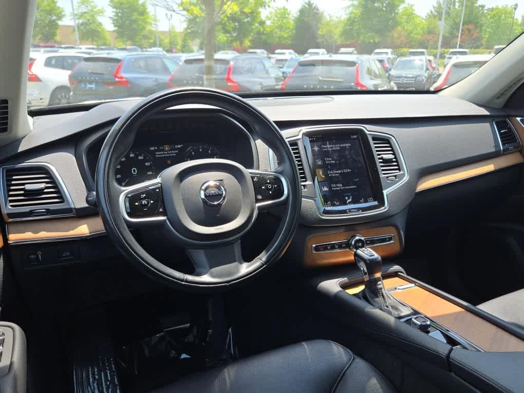 used 2022 Volvo XC90 car, priced at $40,700
