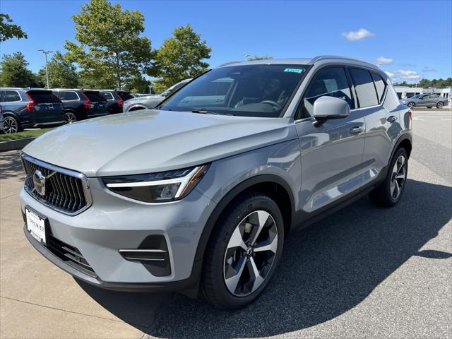 new 2025 Volvo XC40 car, priced at $46,465