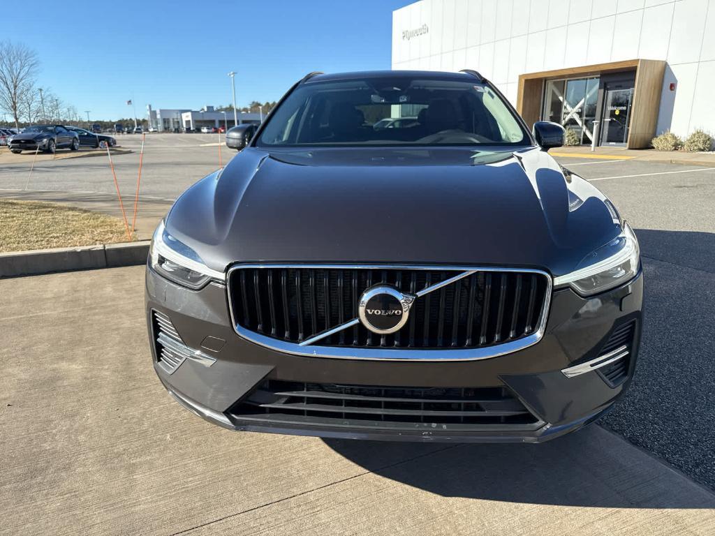 used 2022 Volvo XC60 car, priced at $31,200