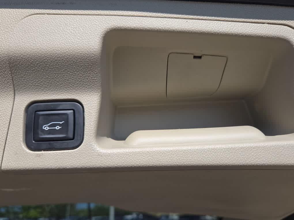 used 2018 GMC Acadia car, priced at $19,900
