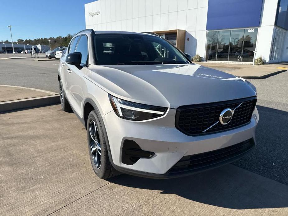 used 2024 Volvo XC40 car, priced at $33,900