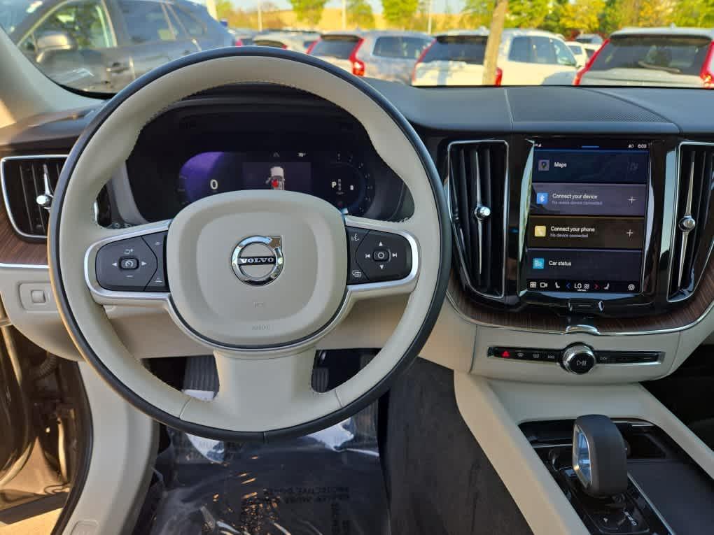 used 2022 Volvo XC60 car, priced at $32,800