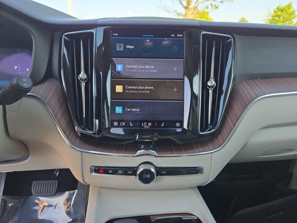 used 2022 Volvo XC60 car, priced at $32,800