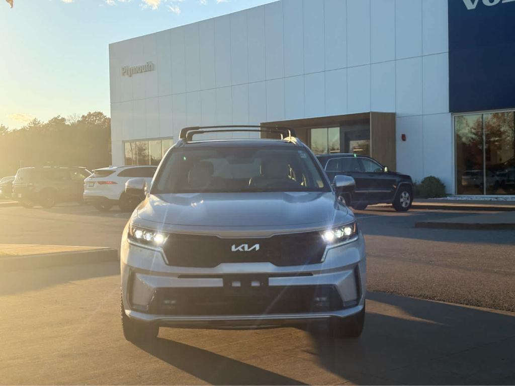 used 2022 Kia Sorento Plug-In Hybrid car, priced at $23,600