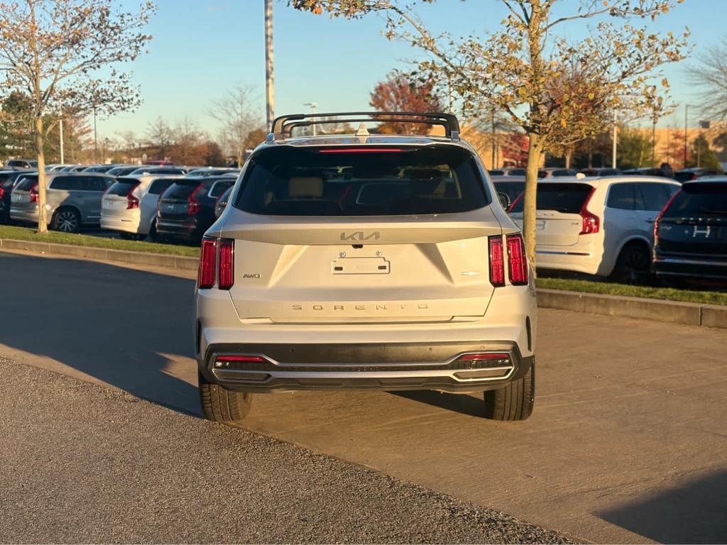 used 2022 Kia Sorento Plug-In Hybrid car, priced at $23,600
