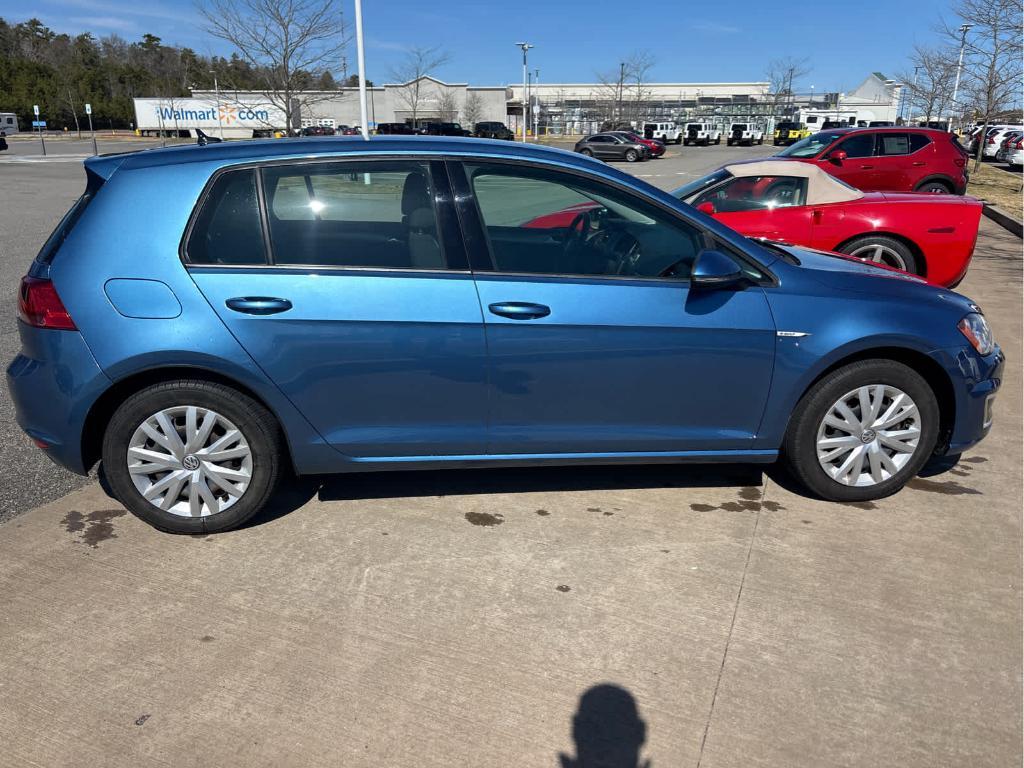 used 2015 Volkswagen e-Golf car, priced at $9,400