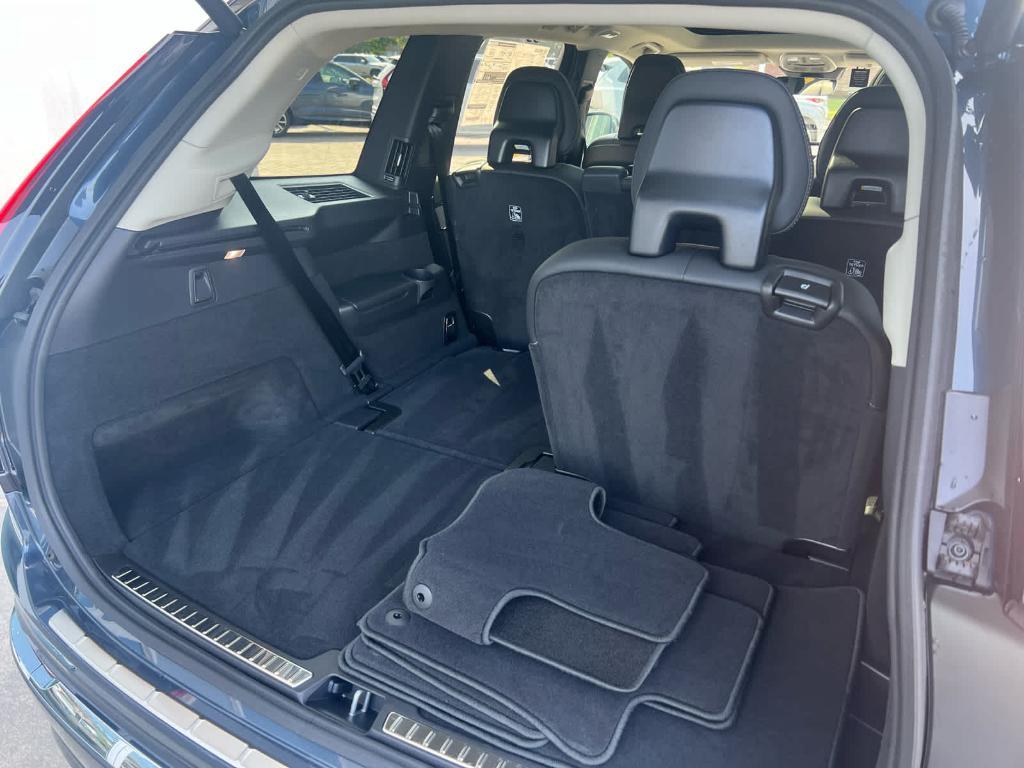 new 2025 Volvo XC90 Plug-In Hybrid car, priced at $81,685