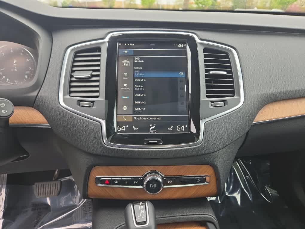 used 2022 Volvo XC90 car, priced at $36,900