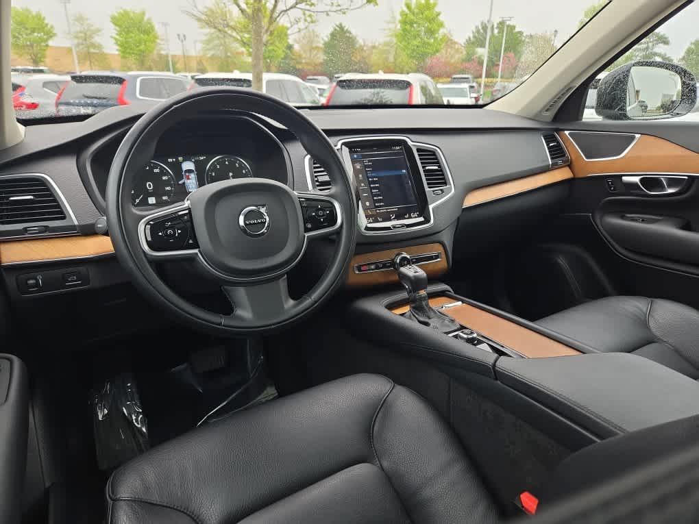 used 2022 Volvo XC90 car, priced at $36,900