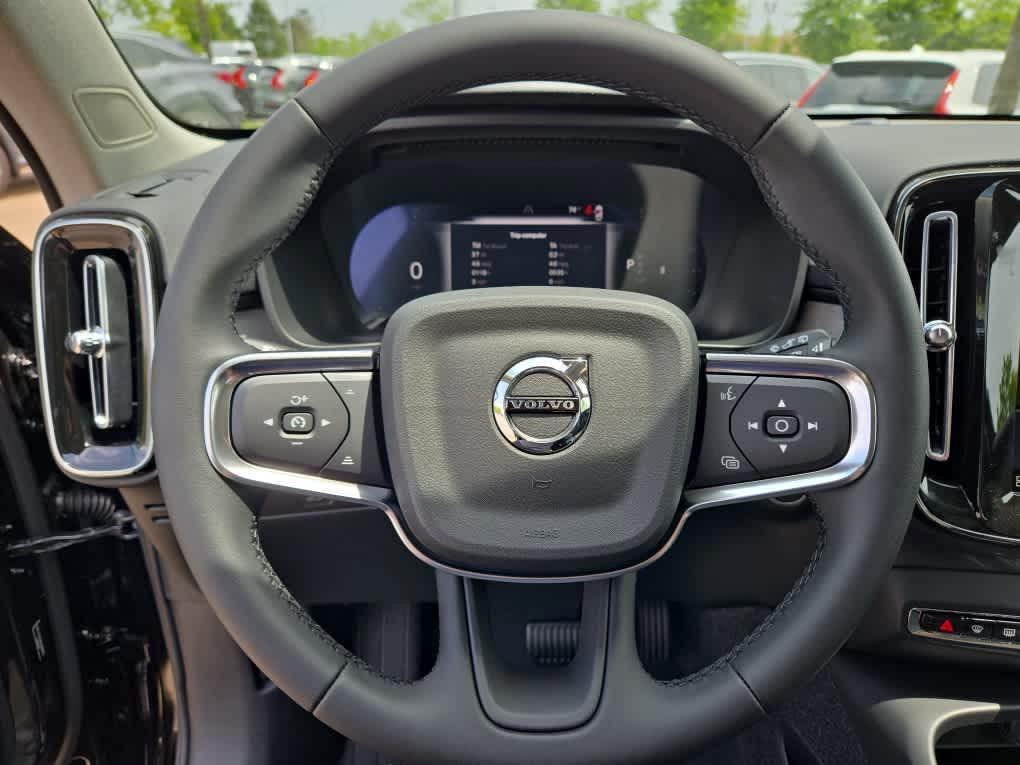 new 2025 Volvo XC40 car, priced at $49,810