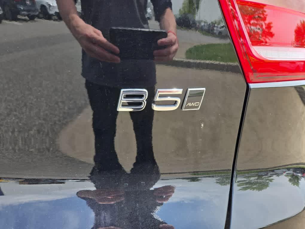 new 2025 Volvo XC40 car, priced at $49,810