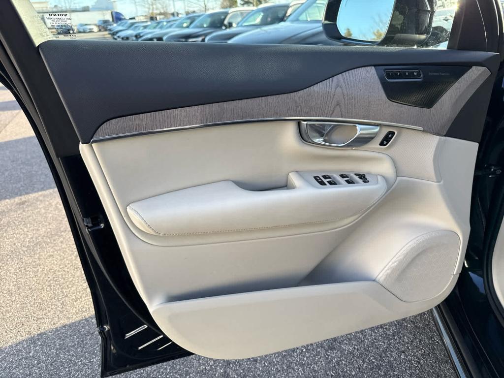 used 2023 Volvo XC90 car, priced at $38,500