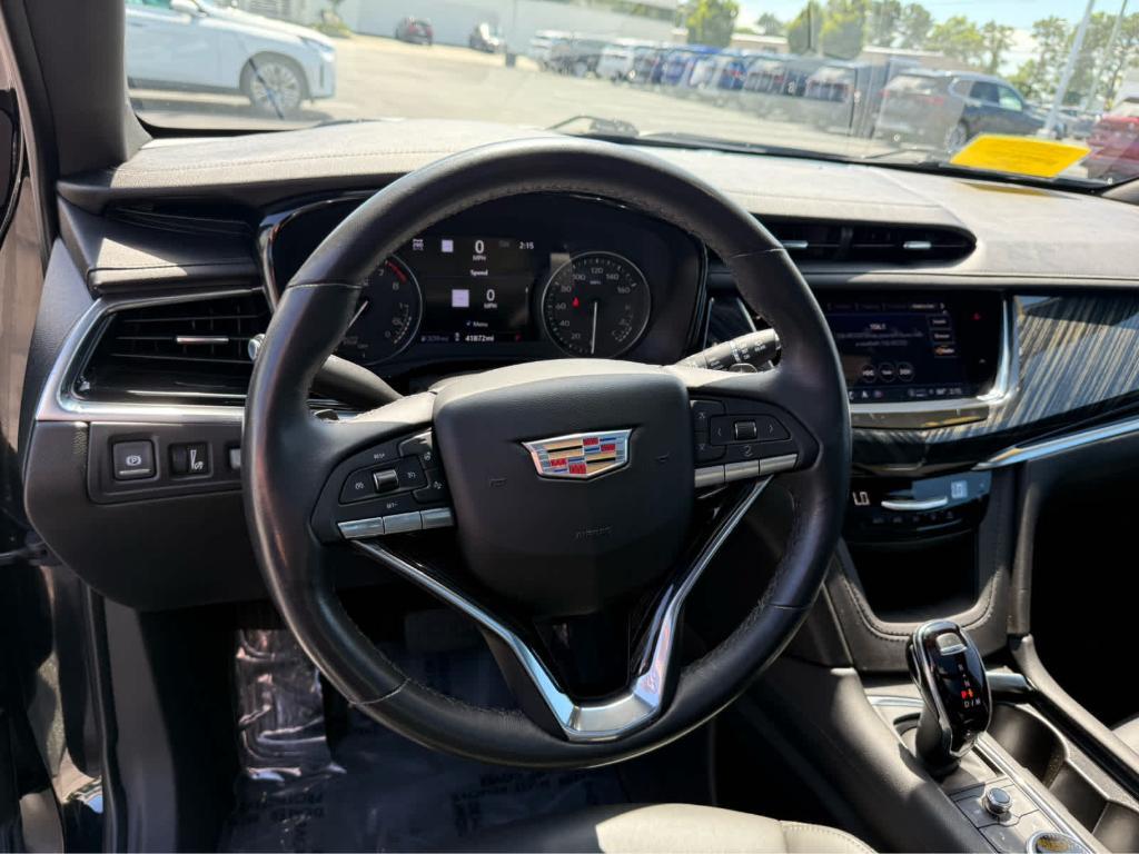 used 2023 Cadillac XT6 car, priced at $34,900