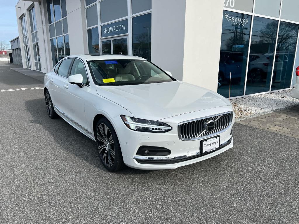 new 2025 Volvo S90 car, priced at $65,735