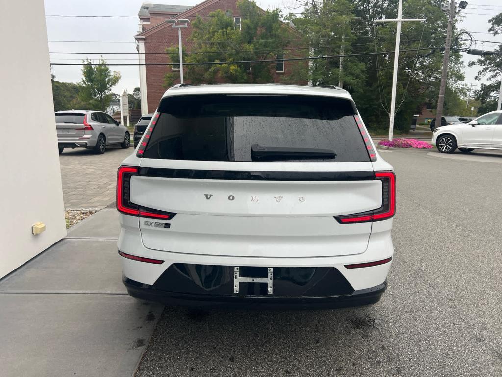 new 2025 Volvo EX90 car, priced at $82,390