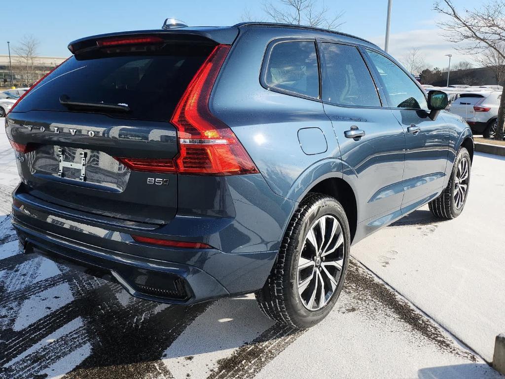 new 2025 Volvo XC60 car, priced at $51,450