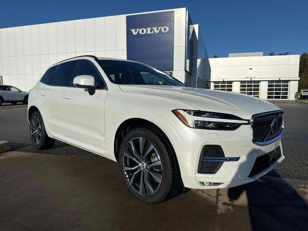 used 2022 Volvo XC60 car, priced at $31,900