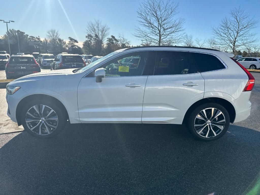 used 2022 Volvo XC60 car, priced at $31,900