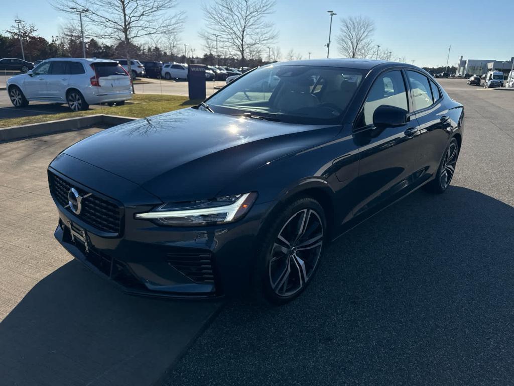 used 2022 Volvo S60 Recharge Plug-In Hybrid car, priced at $31,900