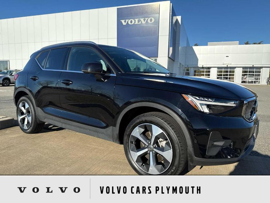 used 2024 Volvo XC40 car, priced at $35,400