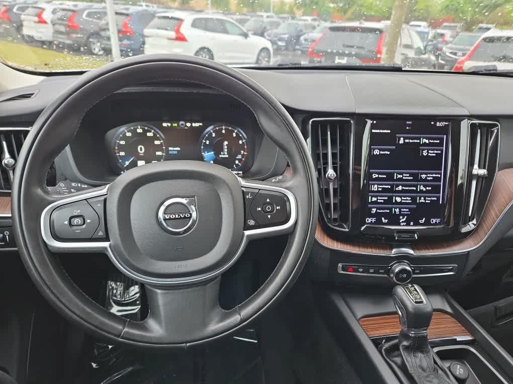 used 2021 Volvo XC60 car, priced at $24,800