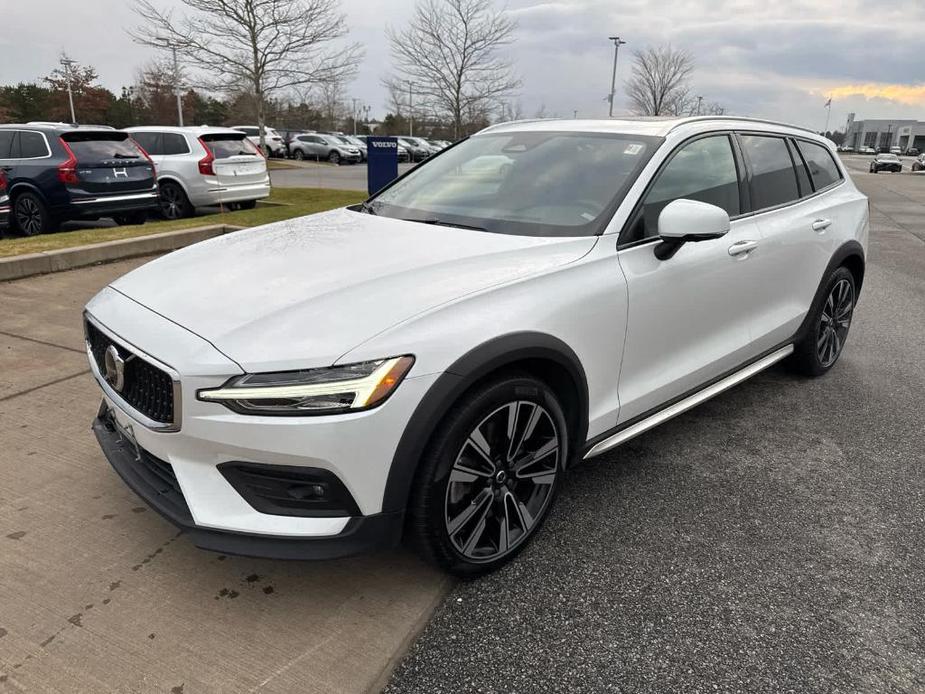 used 2023 Volvo V60 Cross Country car, priced at $40,700