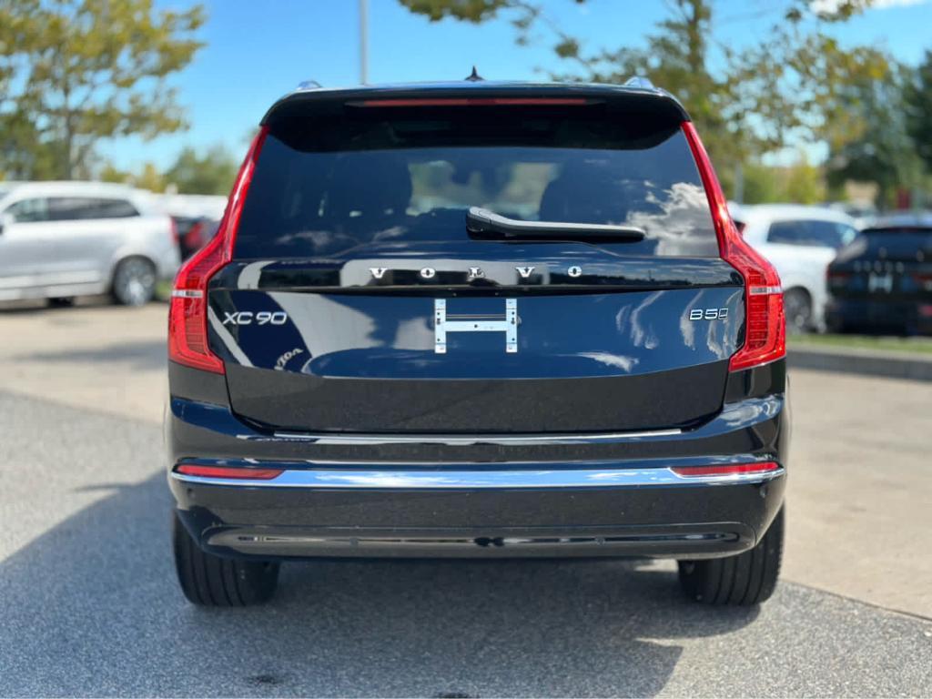 used 2024 Volvo XC90 car, priced at $41,900