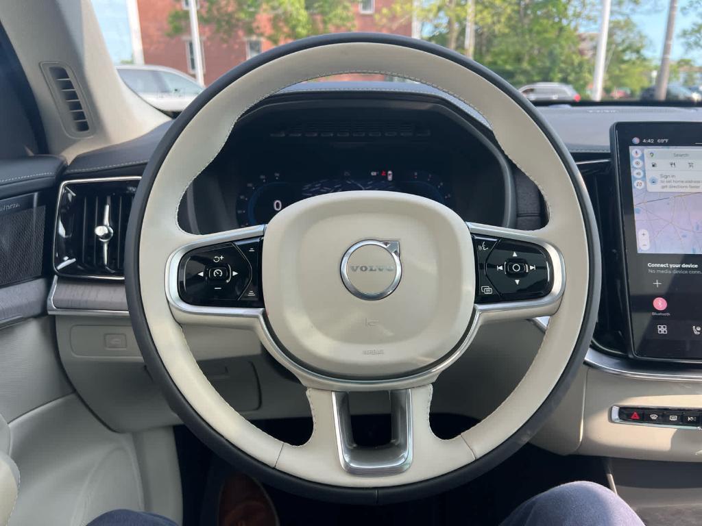 new 2025 Volvo XC90 car, priced at $73,495